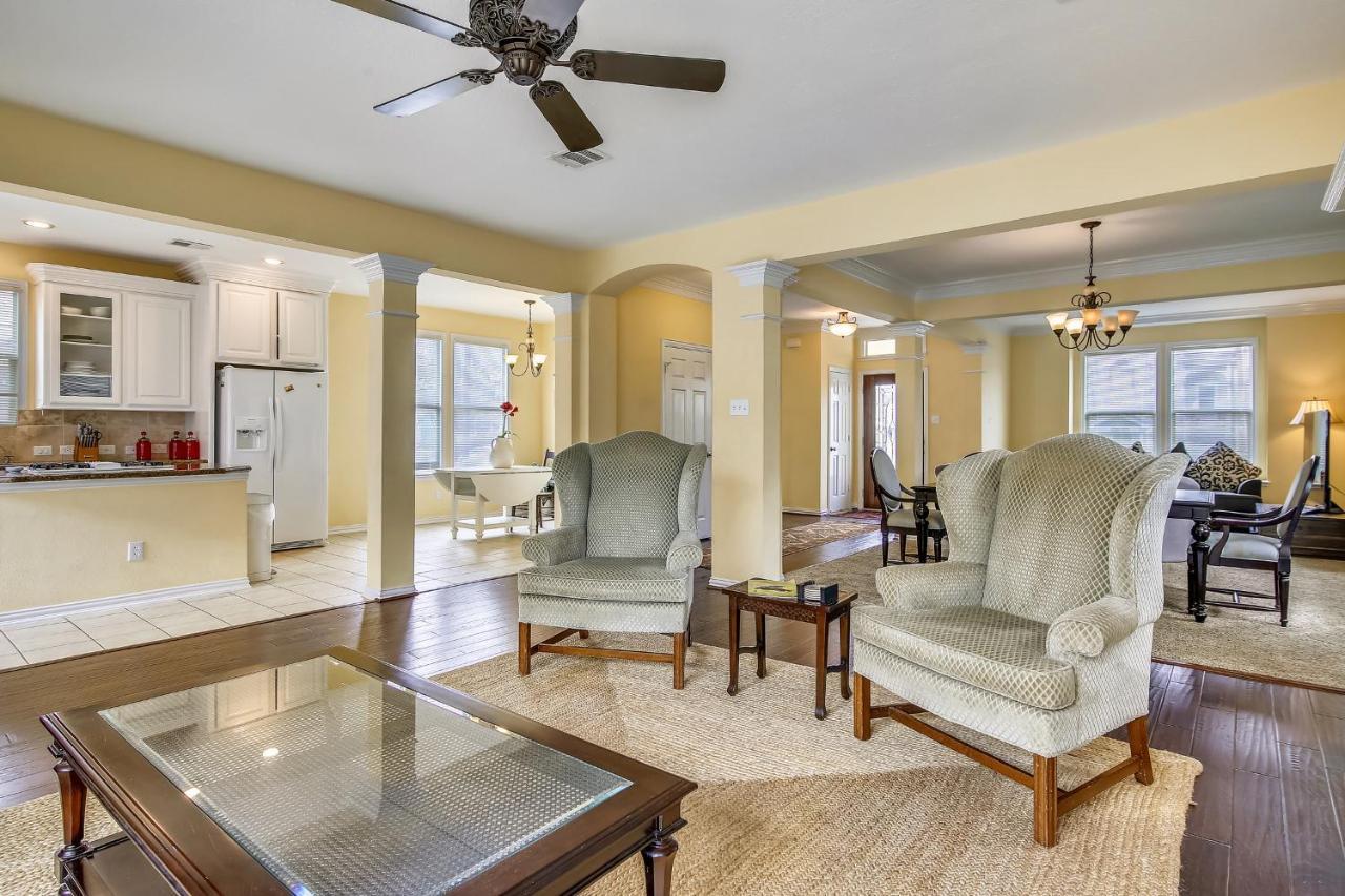 Lost Bayou Beauty Villa Galveston Bagian luar foto